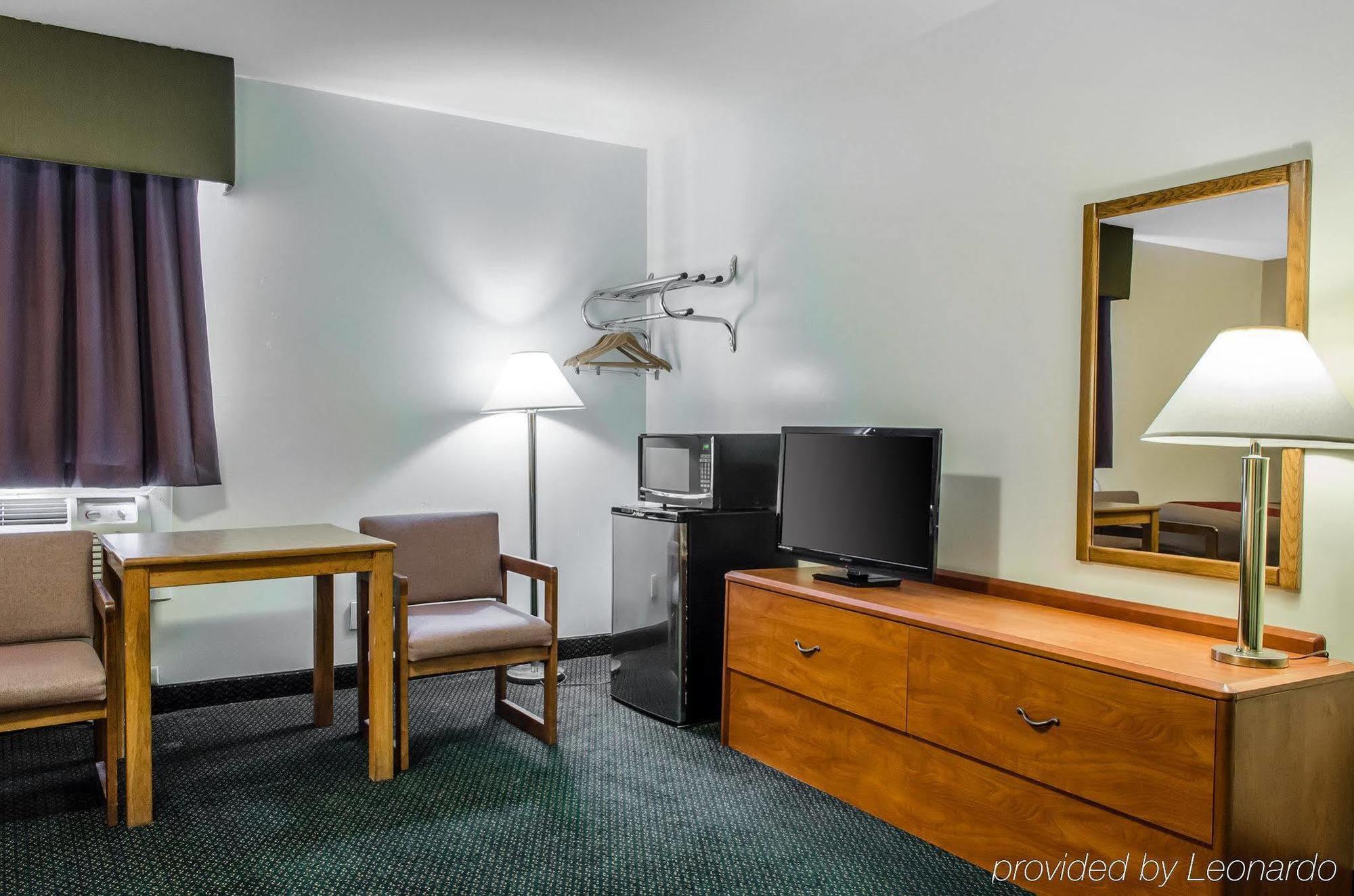 Econo Lodge Inn & Suites デンバー エクステリア 写真