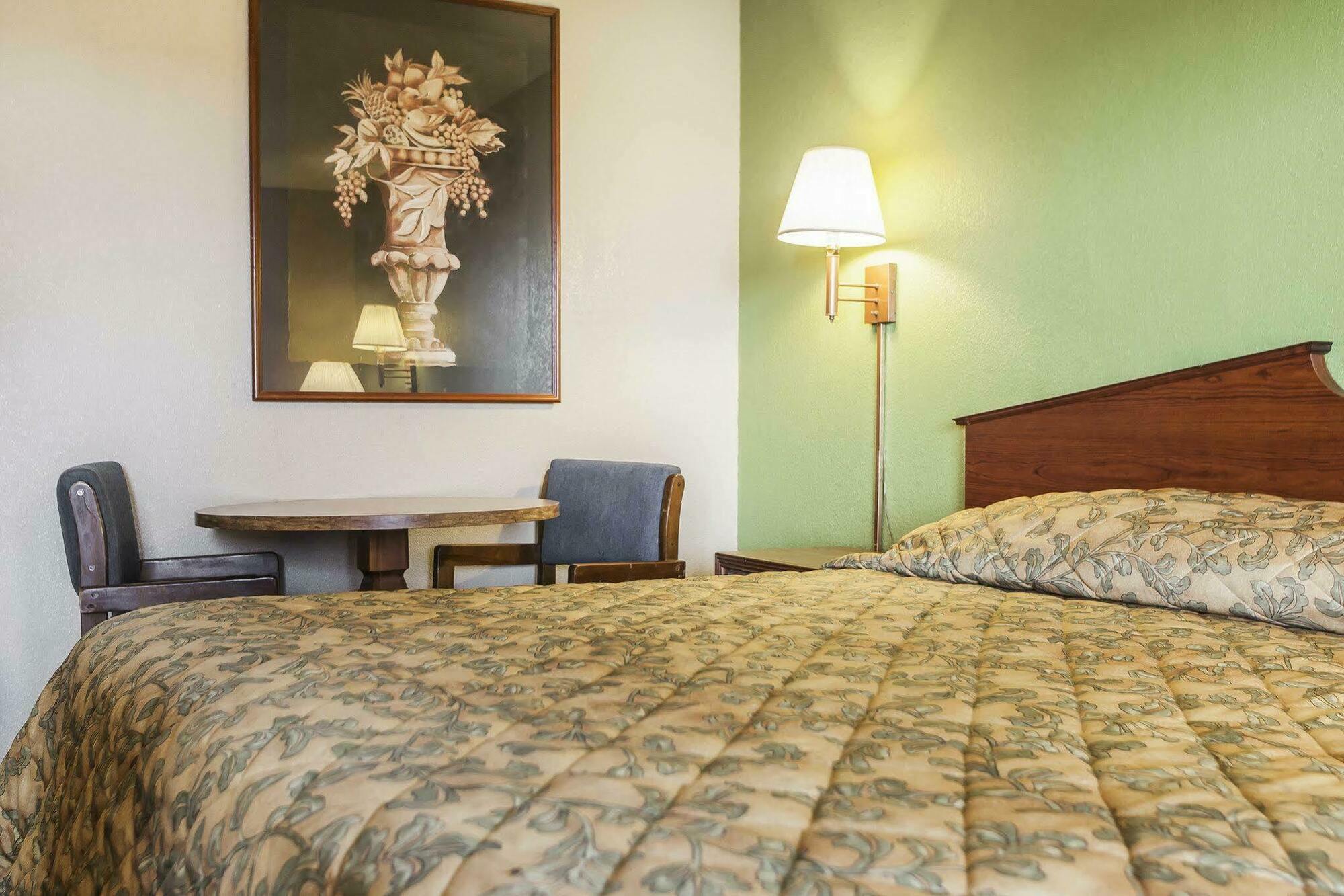 Econo Lodge Inn & Suites デンバー エクステリア 写真